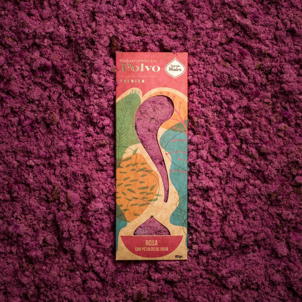 Incenso in polvere rosa con petali di rosa